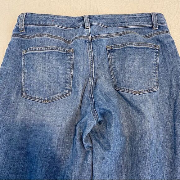 Talbots Flawless Five Pocket size 12 Boyfriend Medium Wash Jeans - Picture 4 of 9